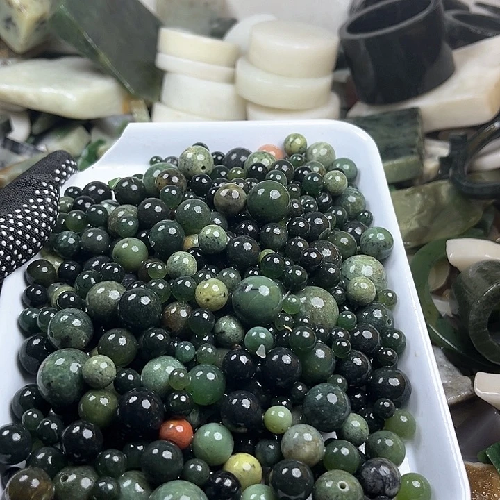 和田玉（糖玉）和田玉边角料9K金镶嵌用***3