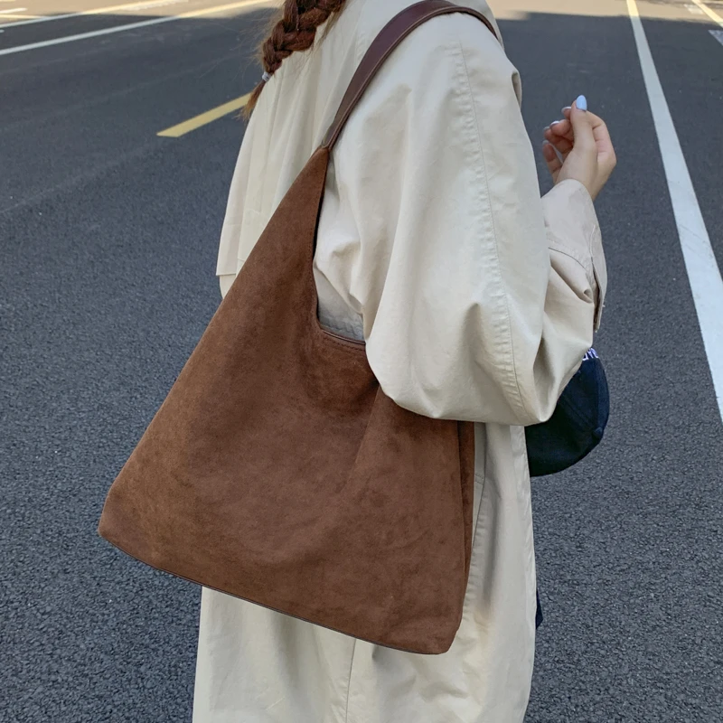 麂皮绒腋下包包女式2025新款复古学生上课托特包大容量百搭单肩包