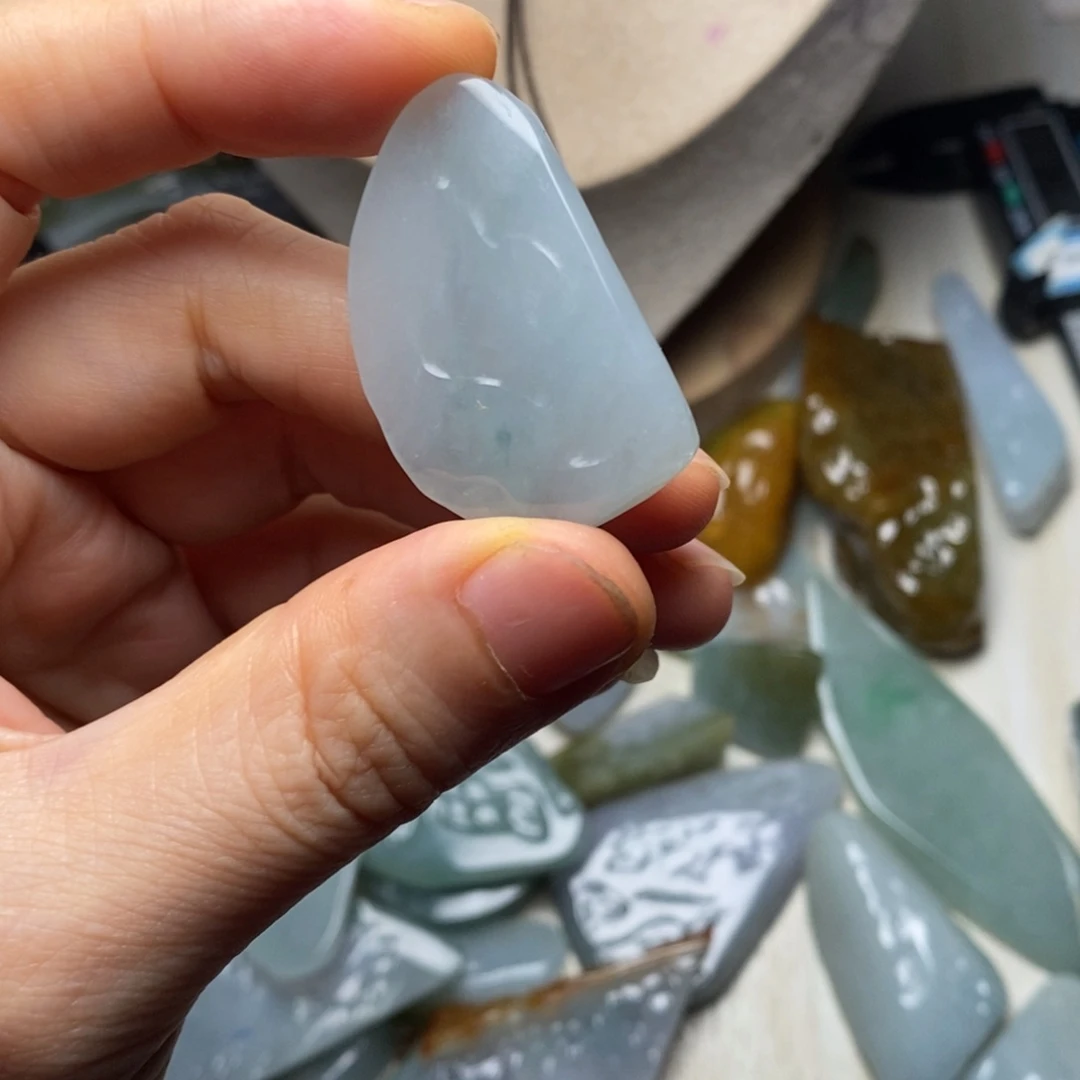 翡翠未镶嵌颈饰天然