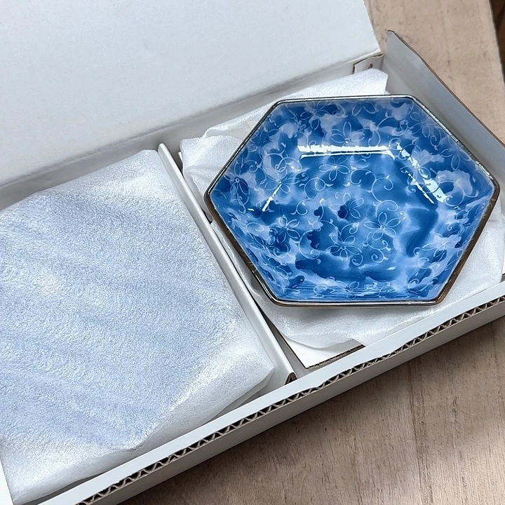 你***？瓷片哈哈哈哈哈哈哈哈哈哈