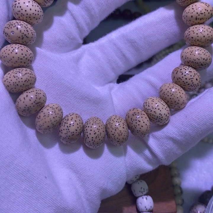Y***J星月菩提手串海南