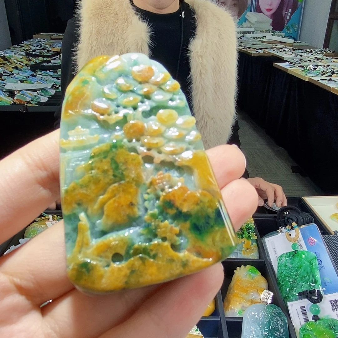 颈饰未镶嵌翡翠翡翠