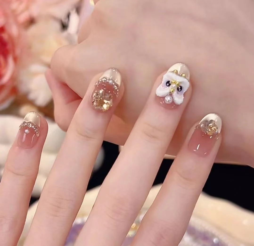 【金狮来财】时尚清新纯欲高级感成品穿载式手工美甲显白气质