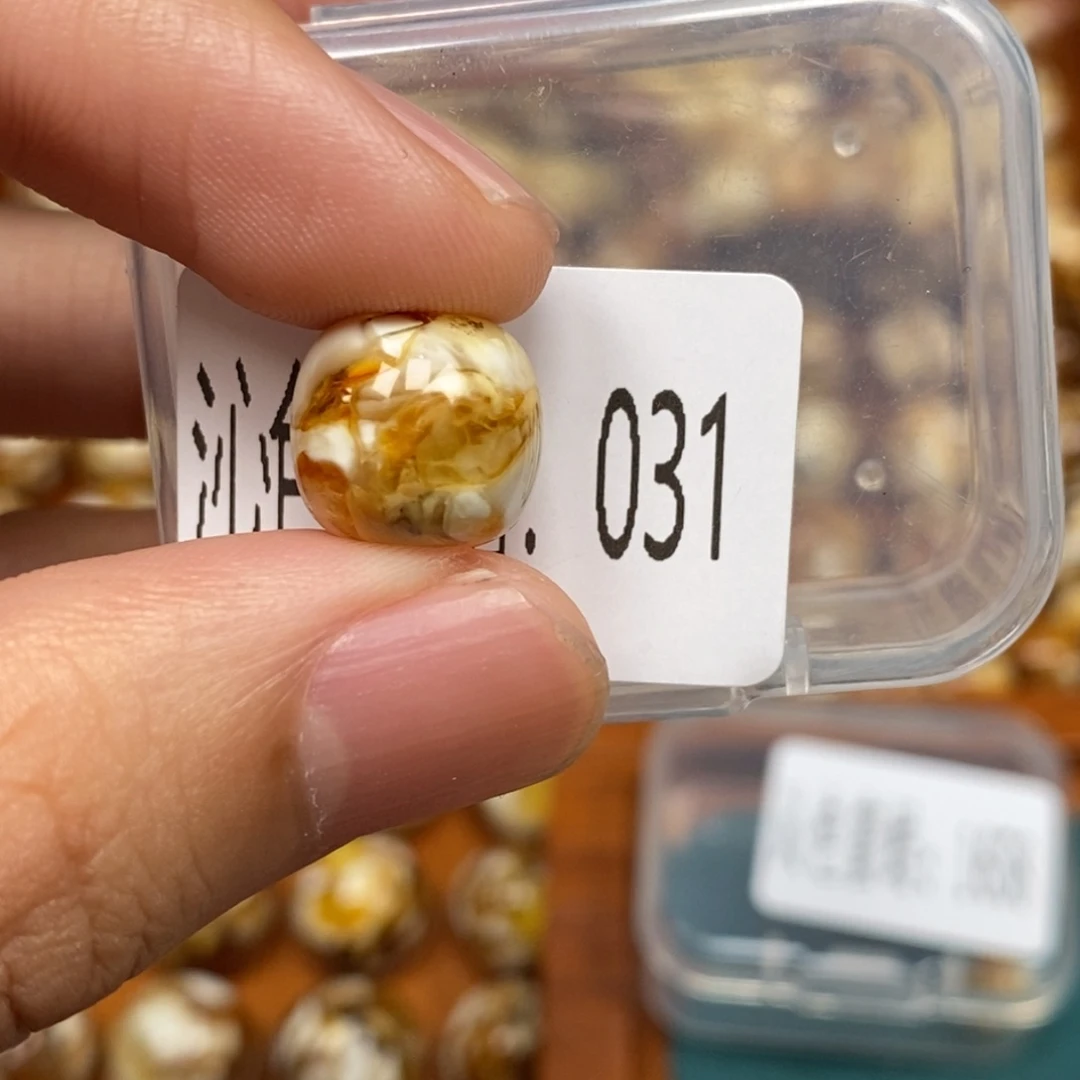 猴头核桃把件沁色圆珠老型031