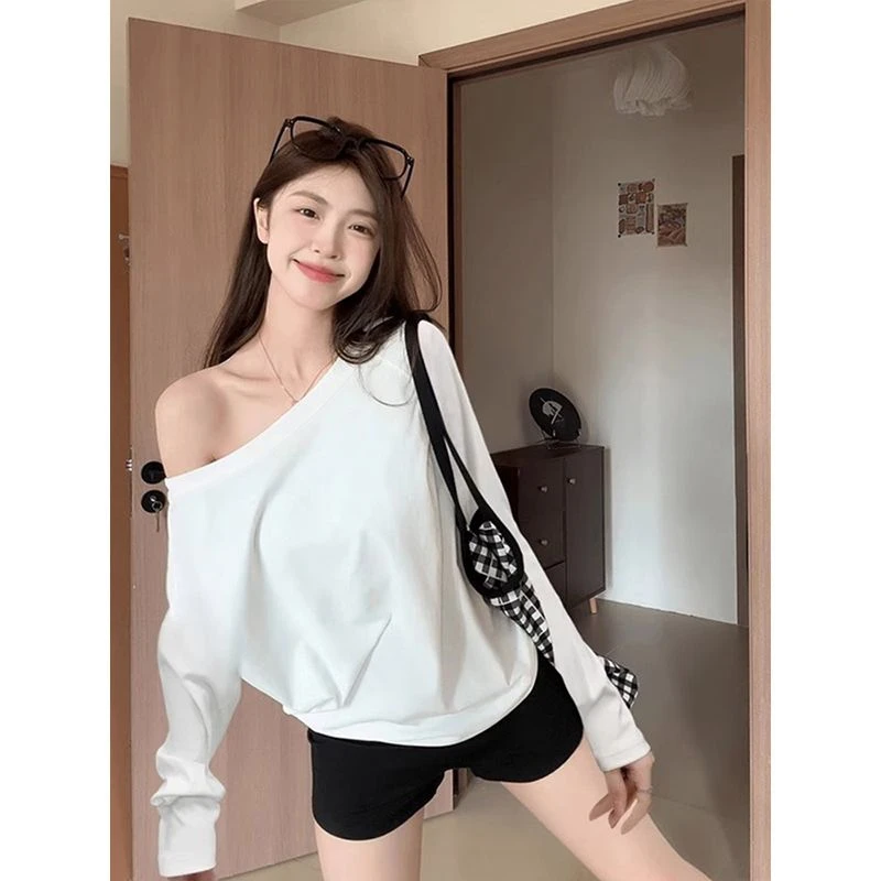 2025秋季新款纯欲风性感一字肩上衣女辣妹显瘦T恤百搭打底衫上衣