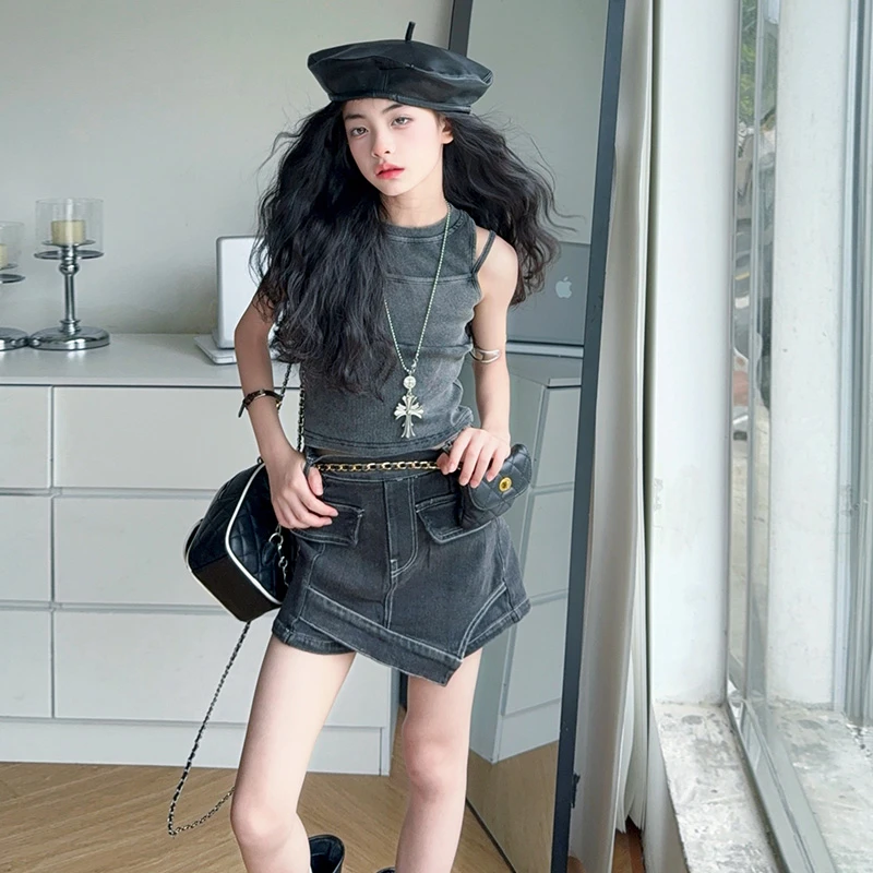 女童套装薄款设计感水洗背心上衣复古不规则牛仔裙裤两件套2025夏