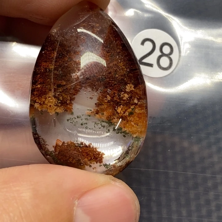 宇***焉未镶嵌颈饰水晶水晶