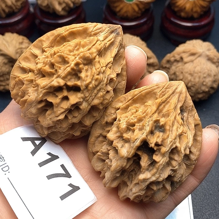 核桃大花4.5，克重66克