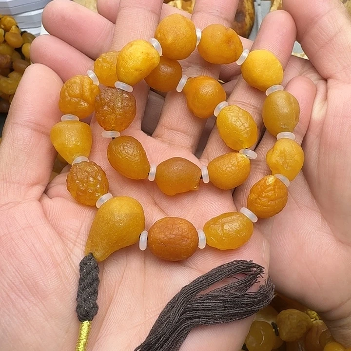 琥珀未镶嵌裸石天然蜜蜡手持