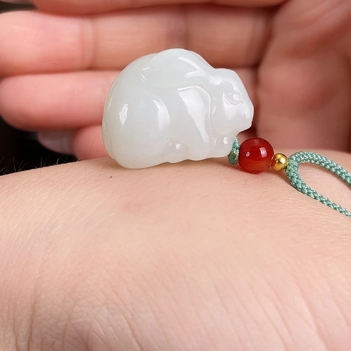 和田玉未镶嵌颈饰定制发货