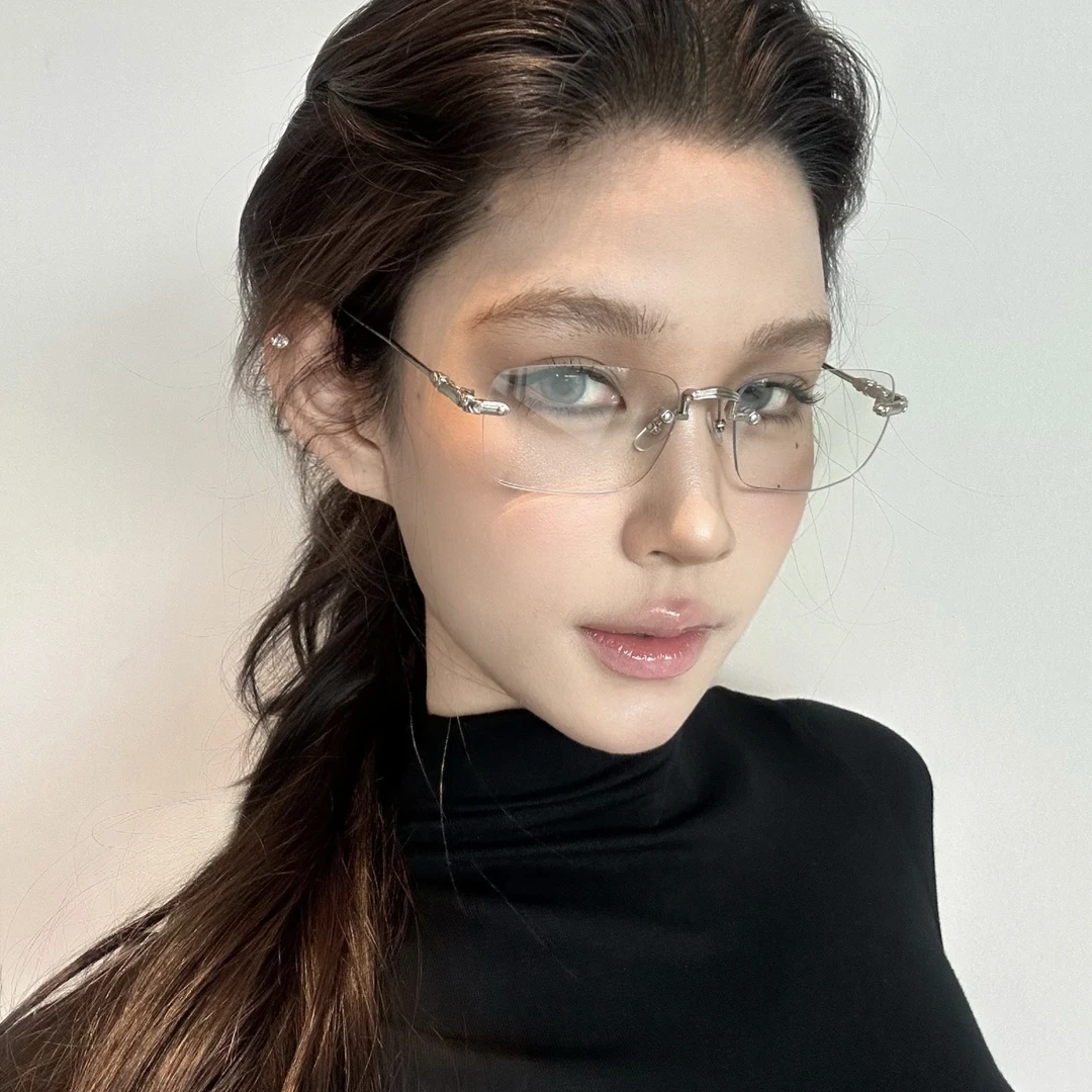 新款超轻金属无框防蓝光百搭女时尚网红同款个性潮显年轻眼镜0101