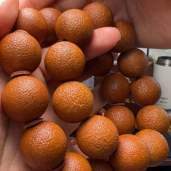 橄榄核吊坠马**卡橄榄核