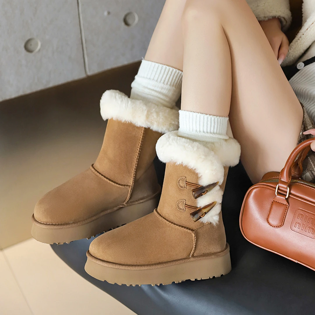 羊皮毛一体保暖圆头雪地靴厚底短筒加绒东北棉靴冬真皮平底女靴
