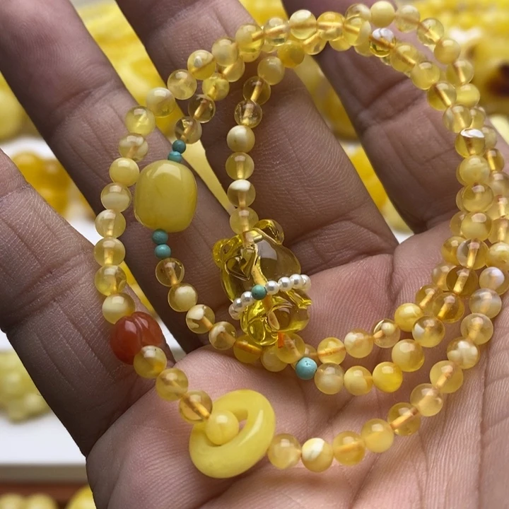 未镶嵌蜜蜡裸石卡5加金白多圈