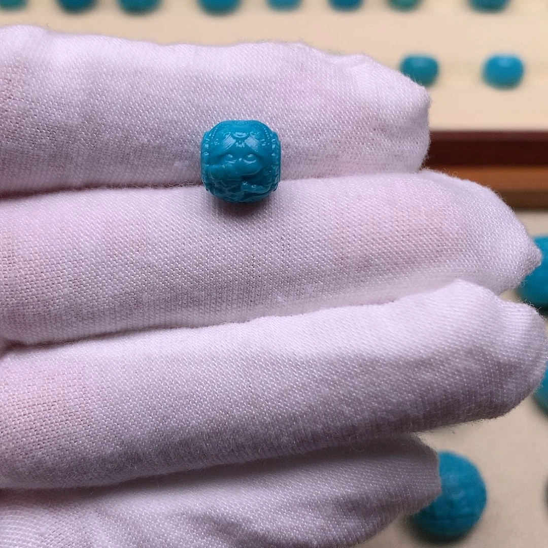 绿松石未镶嵌天然原矿绿松石扎基8.8