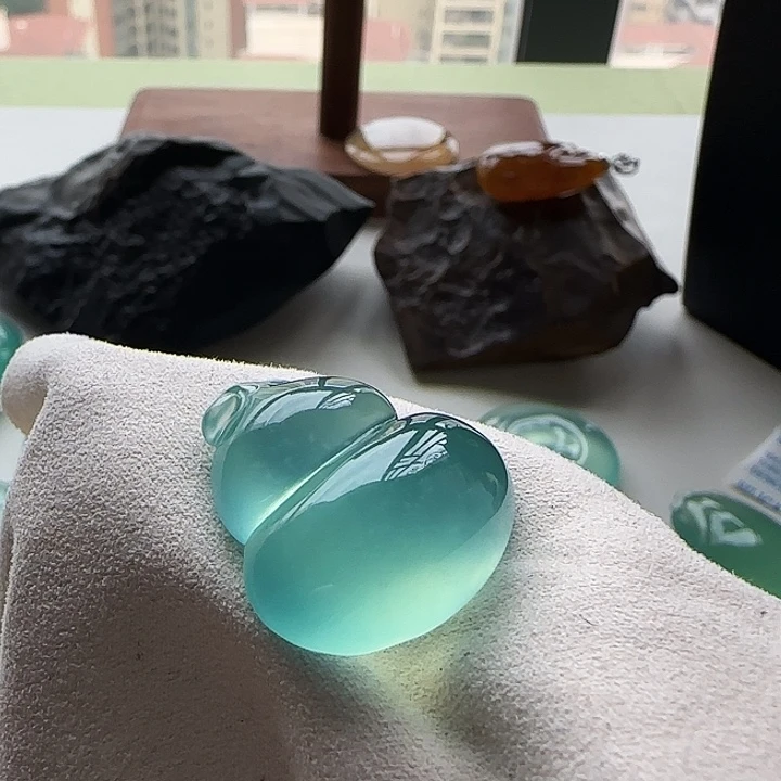 岫玉未镶嵌吊坠(不含链)岫玉