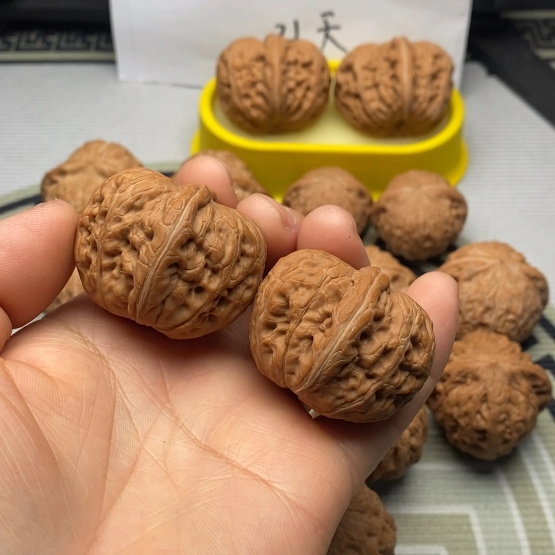 阿***木文玩核桃吊坠元宝40尺
