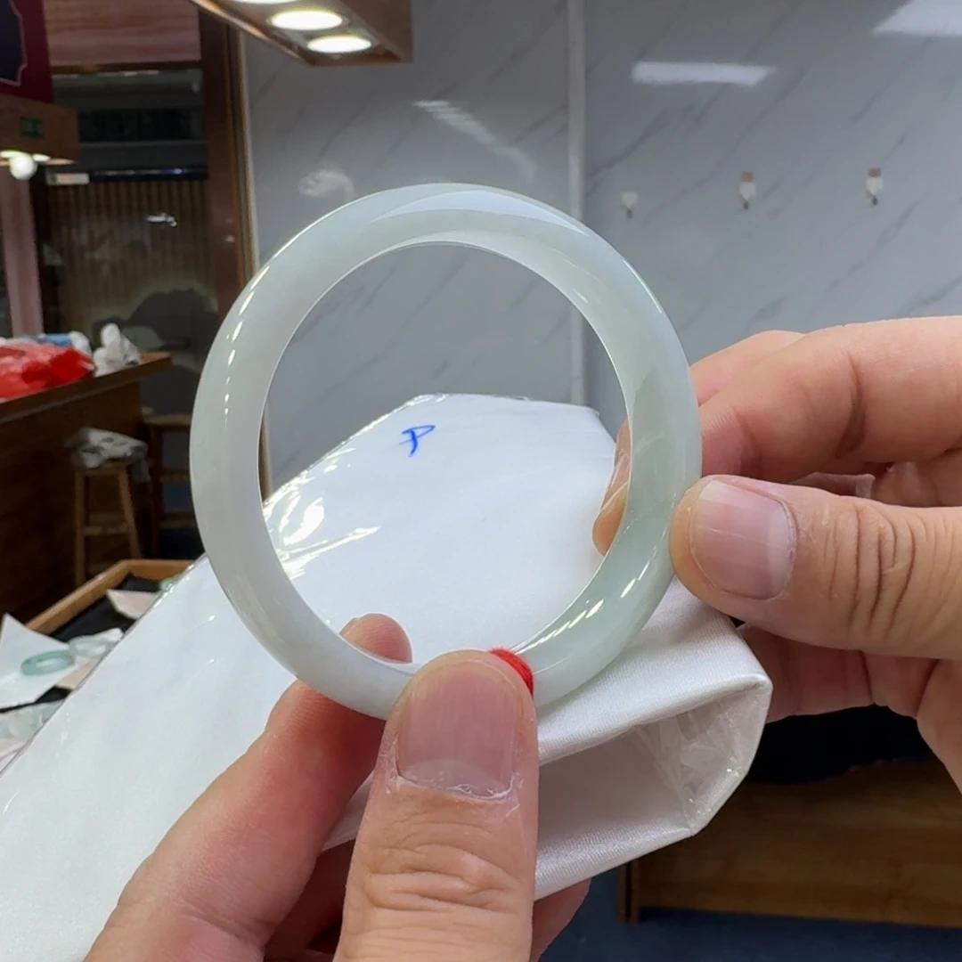 翡翠未镶嵌手镯纯天然缅甸翡翠A货