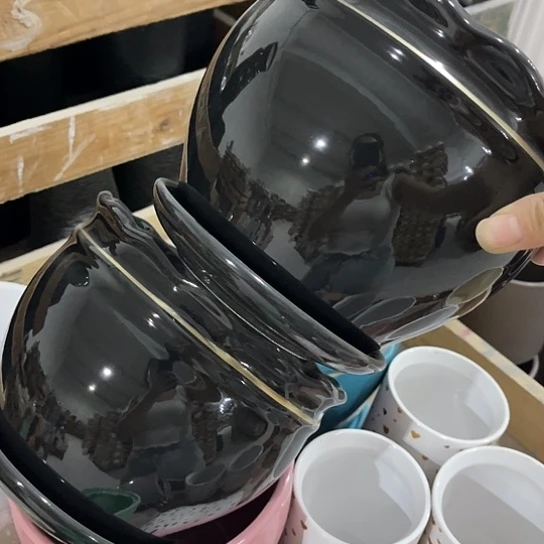 多肉绿植陶瓷花盆9.9包邮，有孔