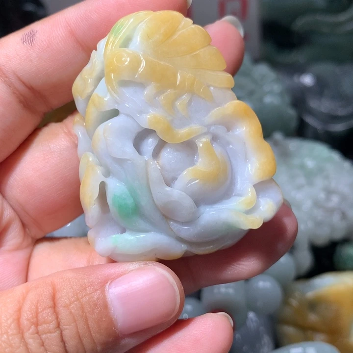 翡翠未镶嵌颈饰保真天然A货翡翠