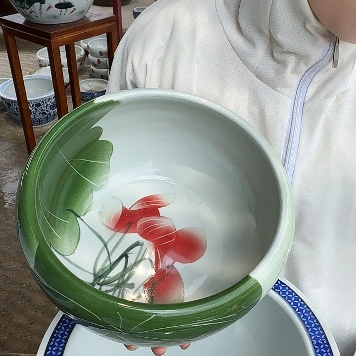 瓷片直径23，高13。。。。