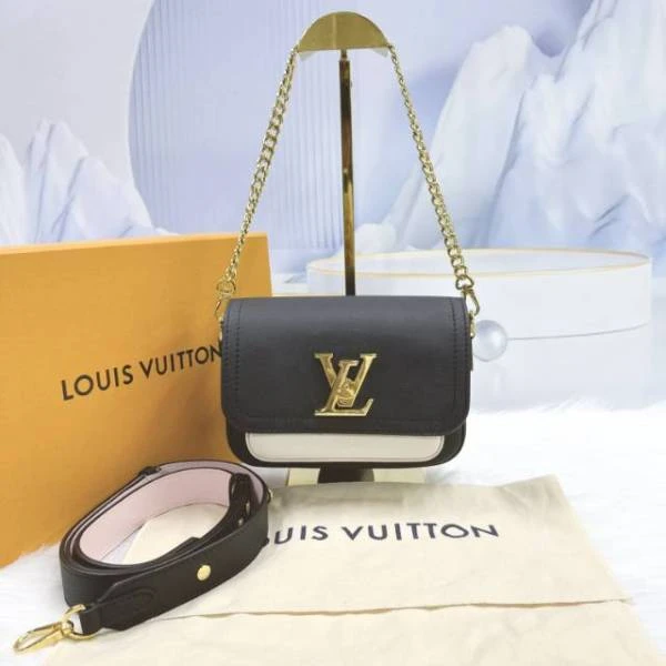 95新/路易威登/包包/市场价68888/250208CZ0023