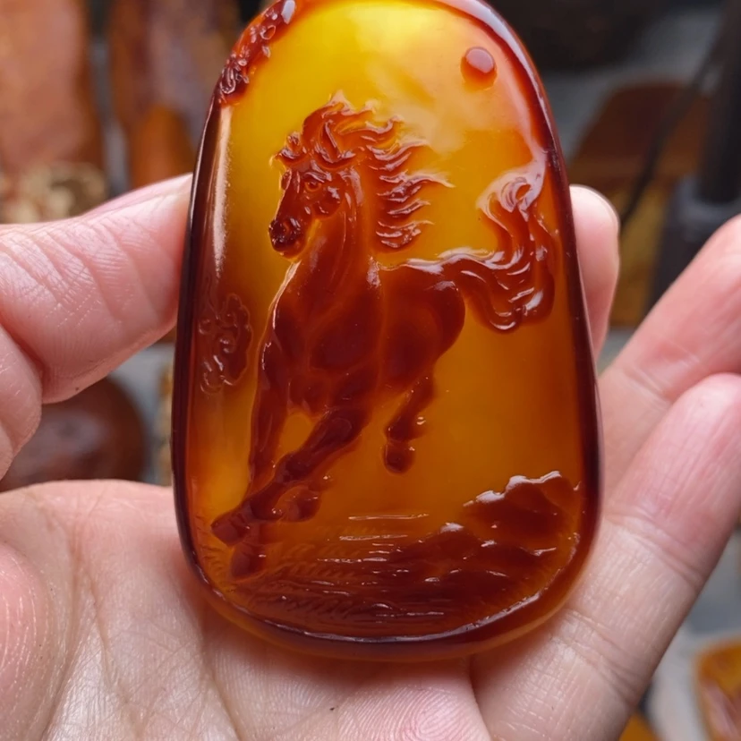 【闪购商品】定制琥珀大**串裸石。           