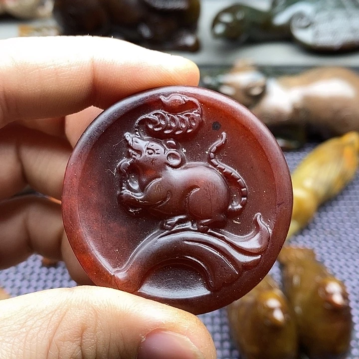 未镶嵌蛇纹石玉颈饰