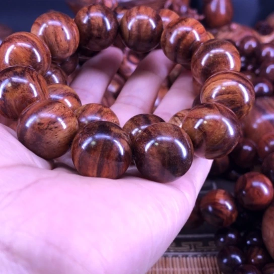 苕***哥手串/手链黄花梨/降香黄檀海黄2.0一串