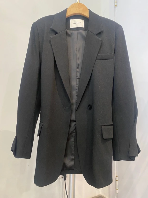 新款气质休闲长袖西装外套显瘦设计女装