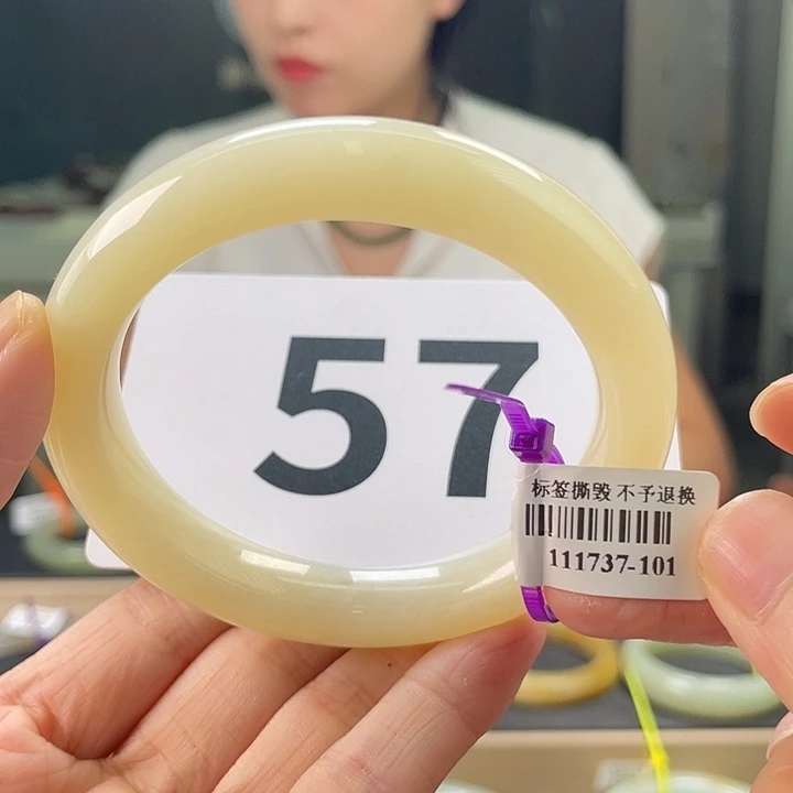 和田玉手镯未镶嵌43