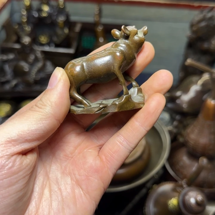 铜器把玩摆件链接