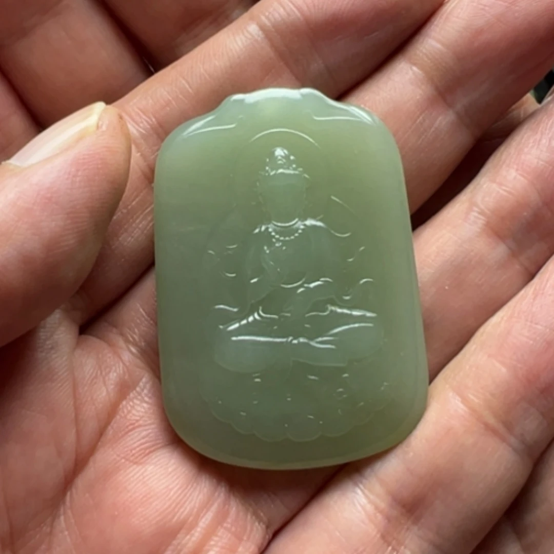 【闪购商品】颈饰未镶嵌和田玉