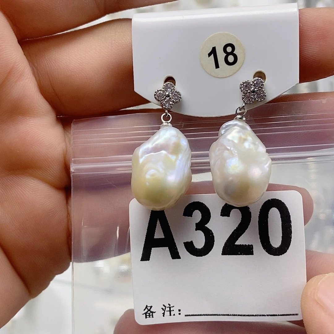 小***妈颈饰未镶嵌淡水珍珠