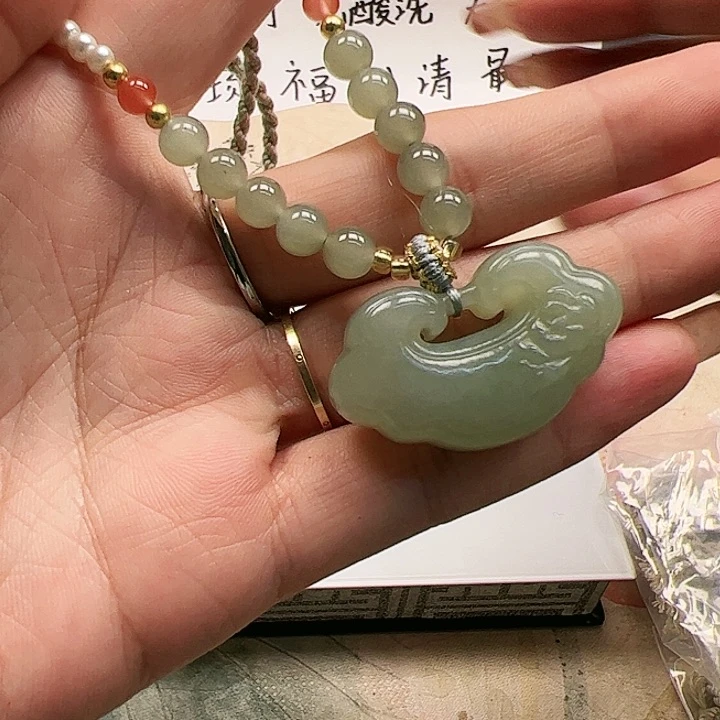 和田玉颈饰未镶嵌20