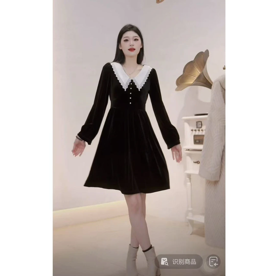 朵以2024新款镂空拼色金丝绒垂坠收腰连衣裙38DQ831132