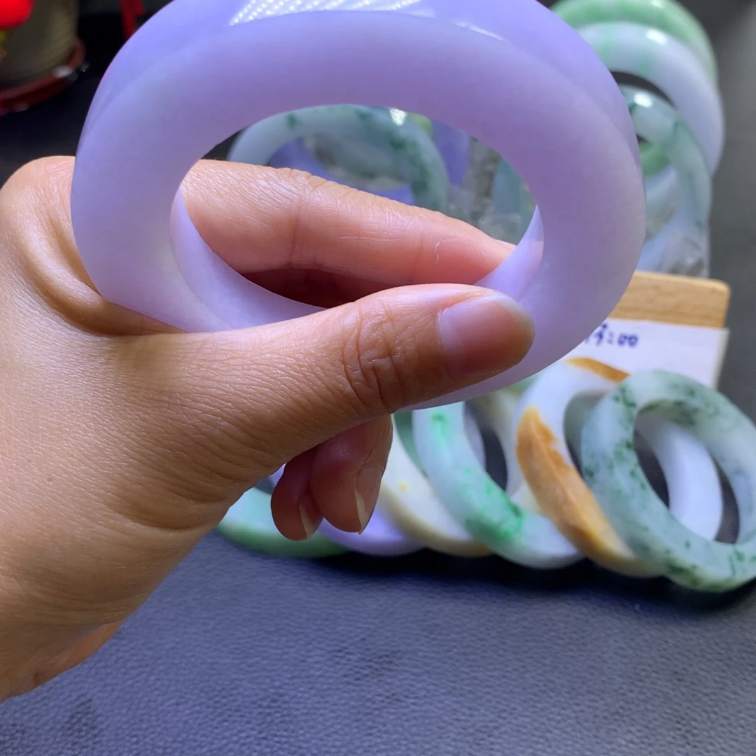 未镶嵌手镯定制翡翠红****皮