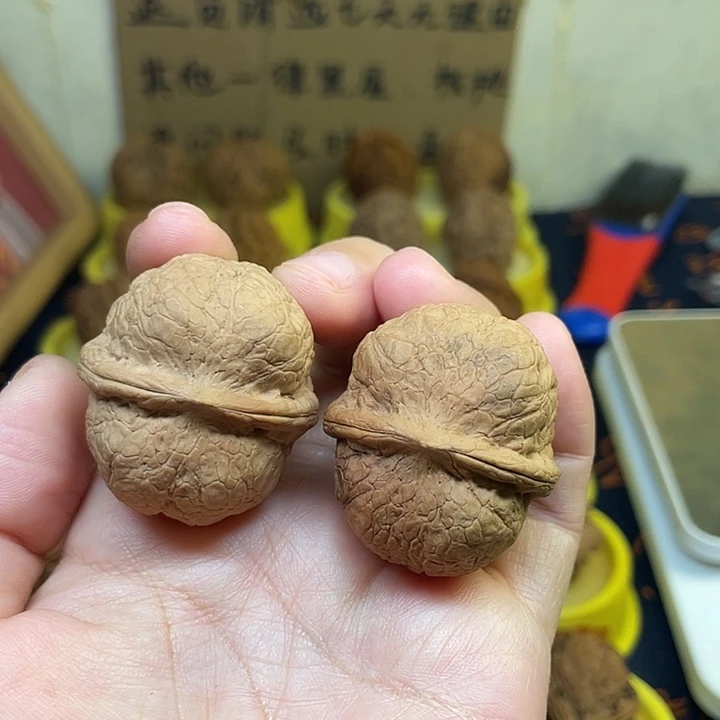 把件文玩核桃30、冰墩墩38