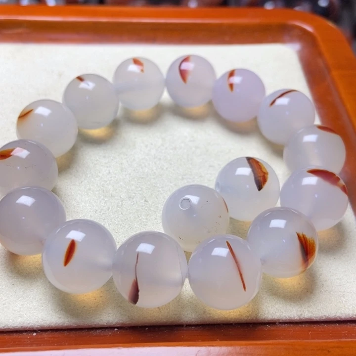 踏***方玛瑙/玉髓未镶嵌手串冰飘 万里挑一