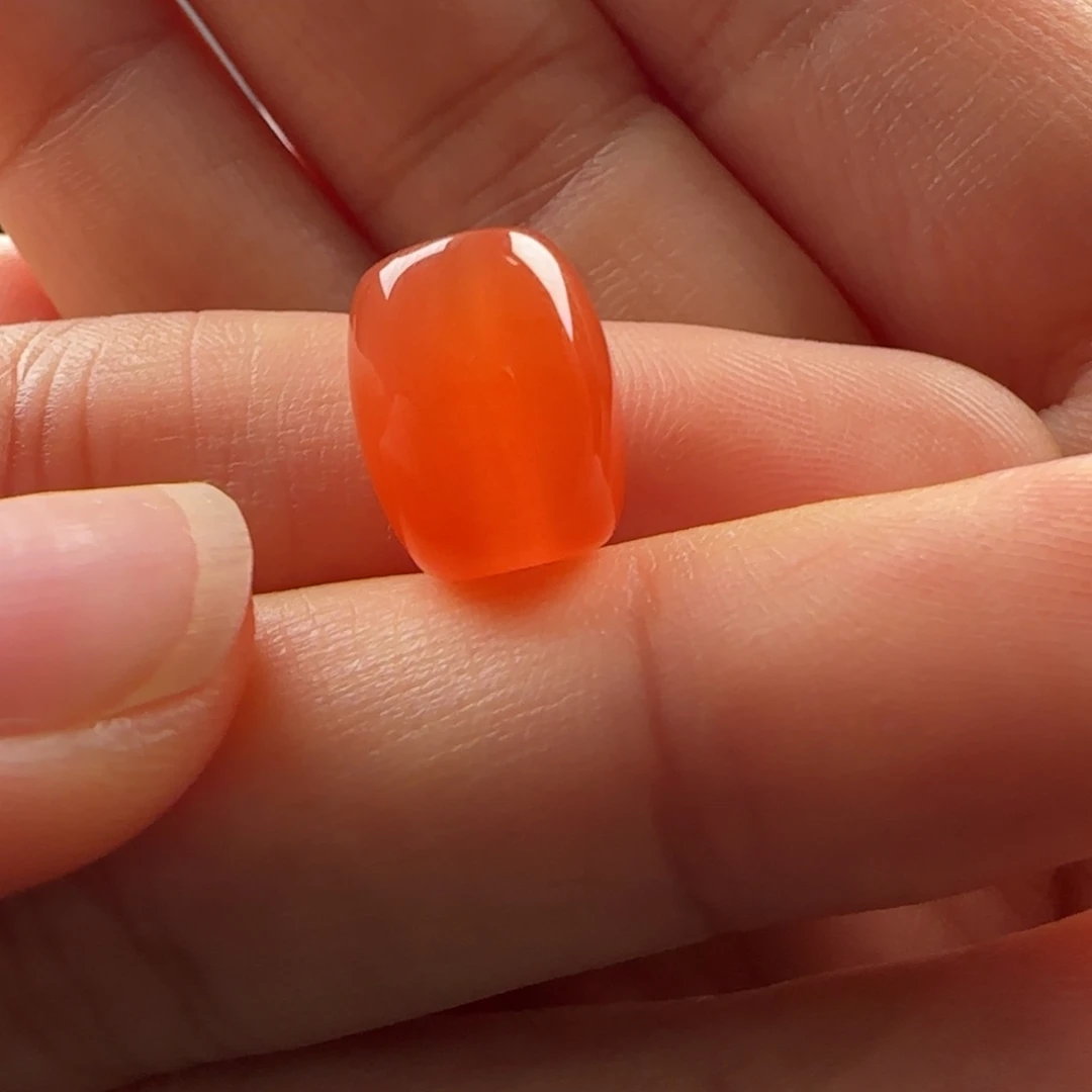 南红玛瑙未镶嵌桶珠：9.9x12.4冰橘满砂