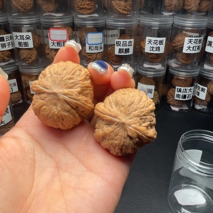 文玩核桃吊坠铁锤36