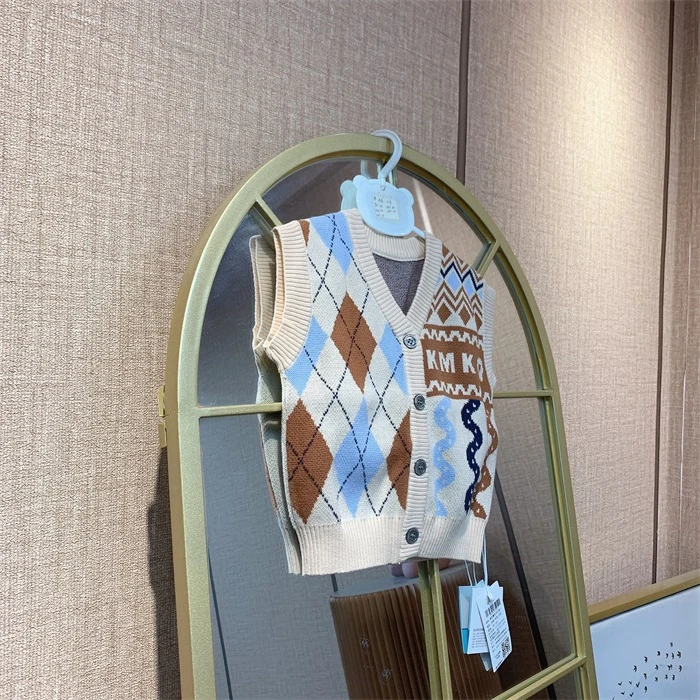 AB216    宝宝米色拼接针织马甲