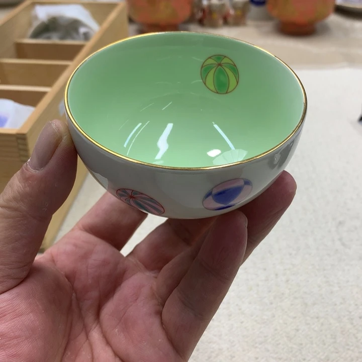 瓷片这点小事就是因为