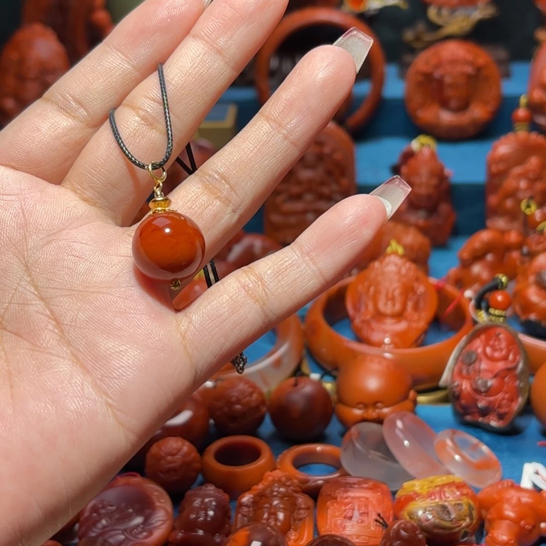 未镶嵌雕刻南红玛瑙