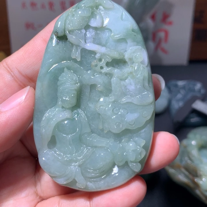 翡翠未镶嵌颈饰保真天然A货翡翠