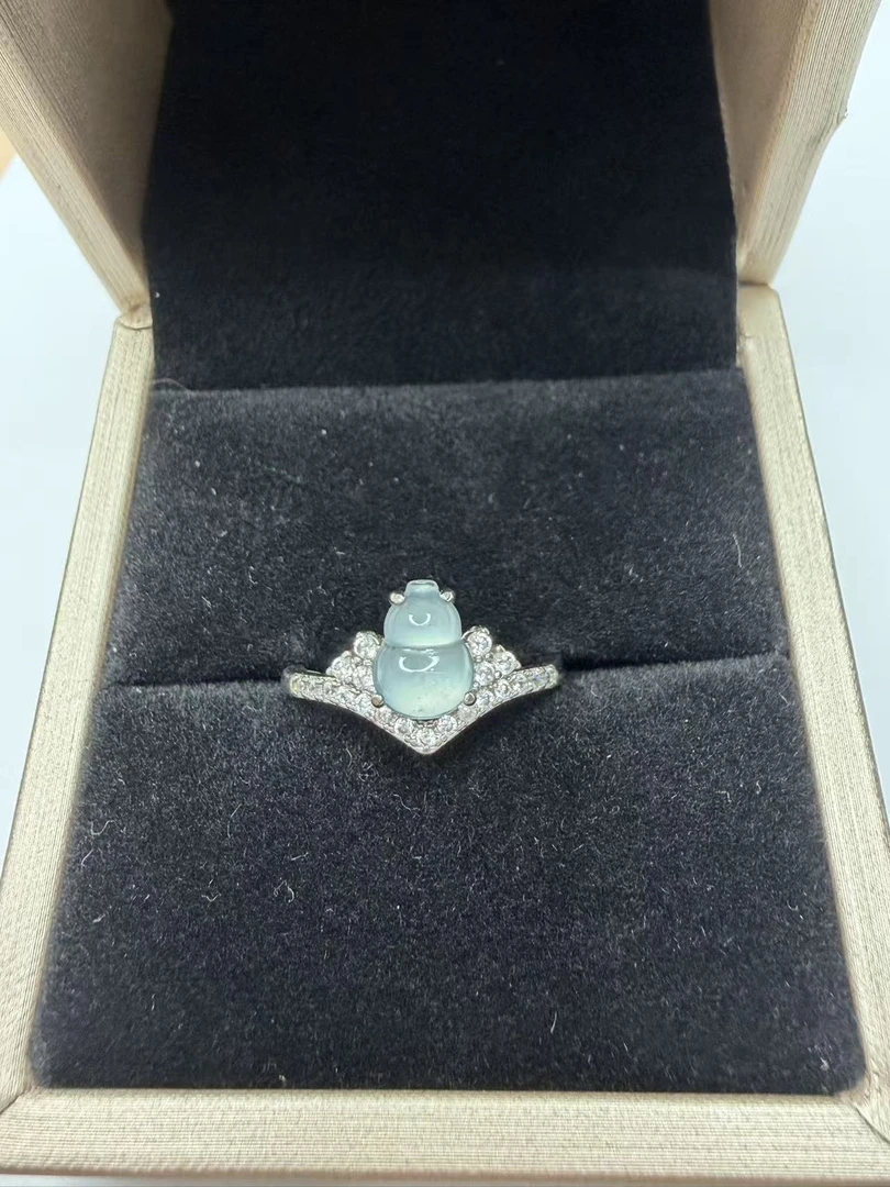 天然A货翡翠冰种葫芦皇冠设计款女款开口戒2503080016