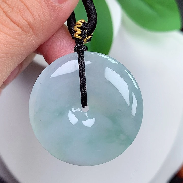 颈饰未镶嵌翡翠平安扣 33.1x6.4mm