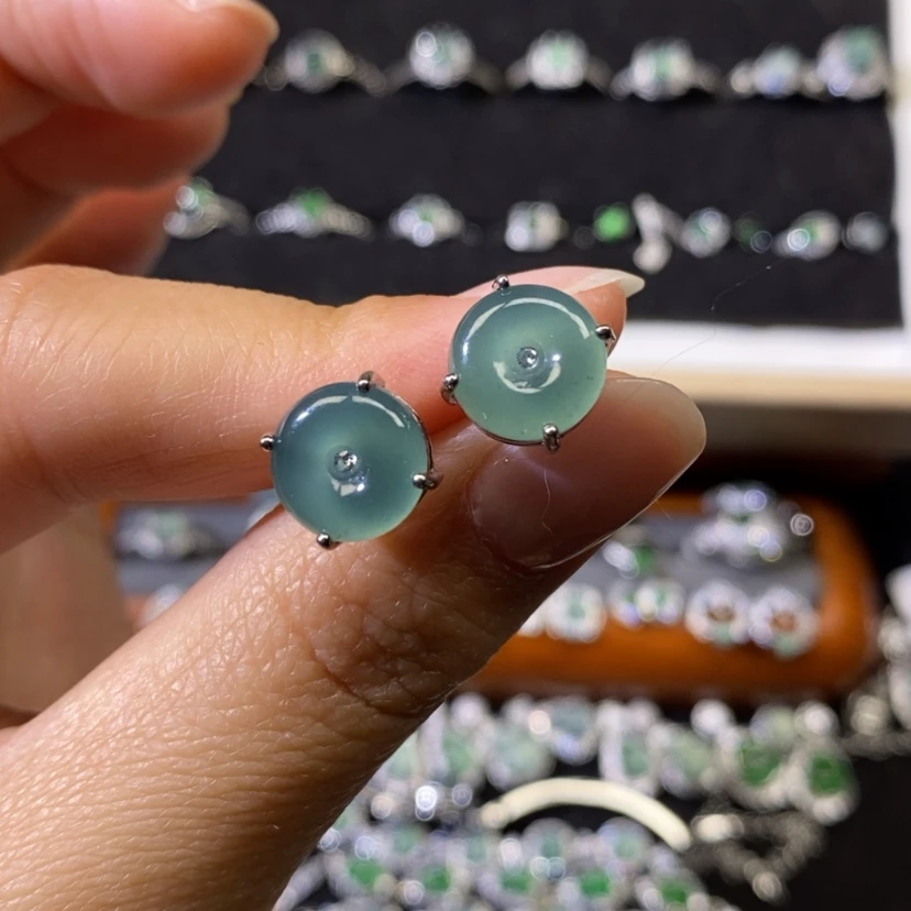 【闪购商品】翡翠颈饰未镶嵌天然