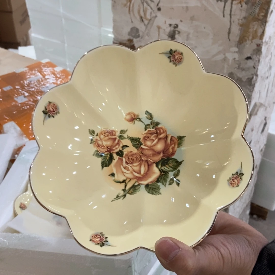 星博陶瓷…………………………………………