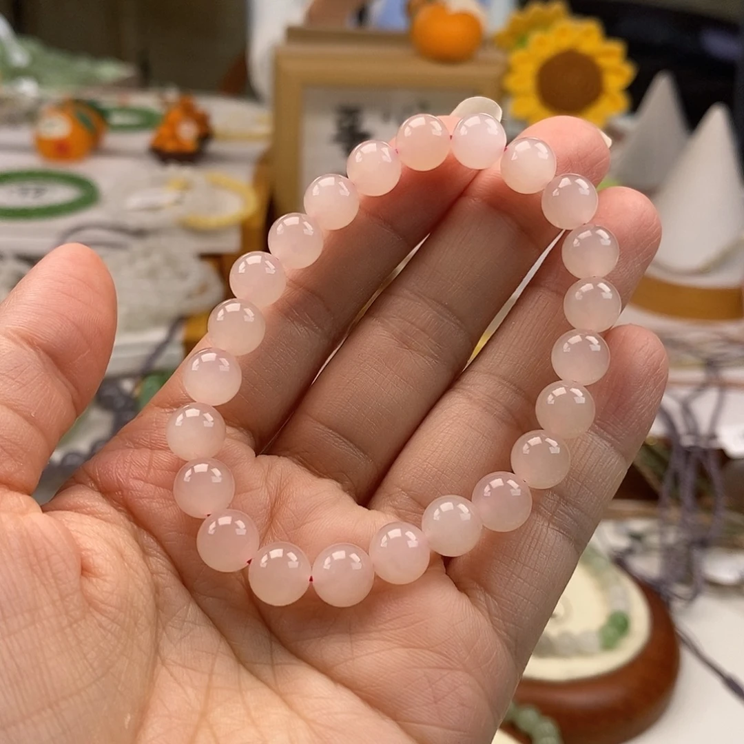 和田玉手串未镶嵌玉****?